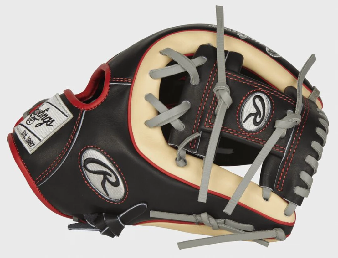Equipment Rawlings Heart Of The Hide R2G Infield 11.5" Glove (Throw Right) 1 Equipment Rawlings Heart Of The Hide R2G Infield 11.5" Glove (Throw Right)