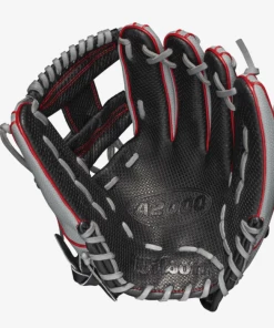 Equipment 2021 Wilson A2000 11.75" Baseball Glove (Throw Right)
