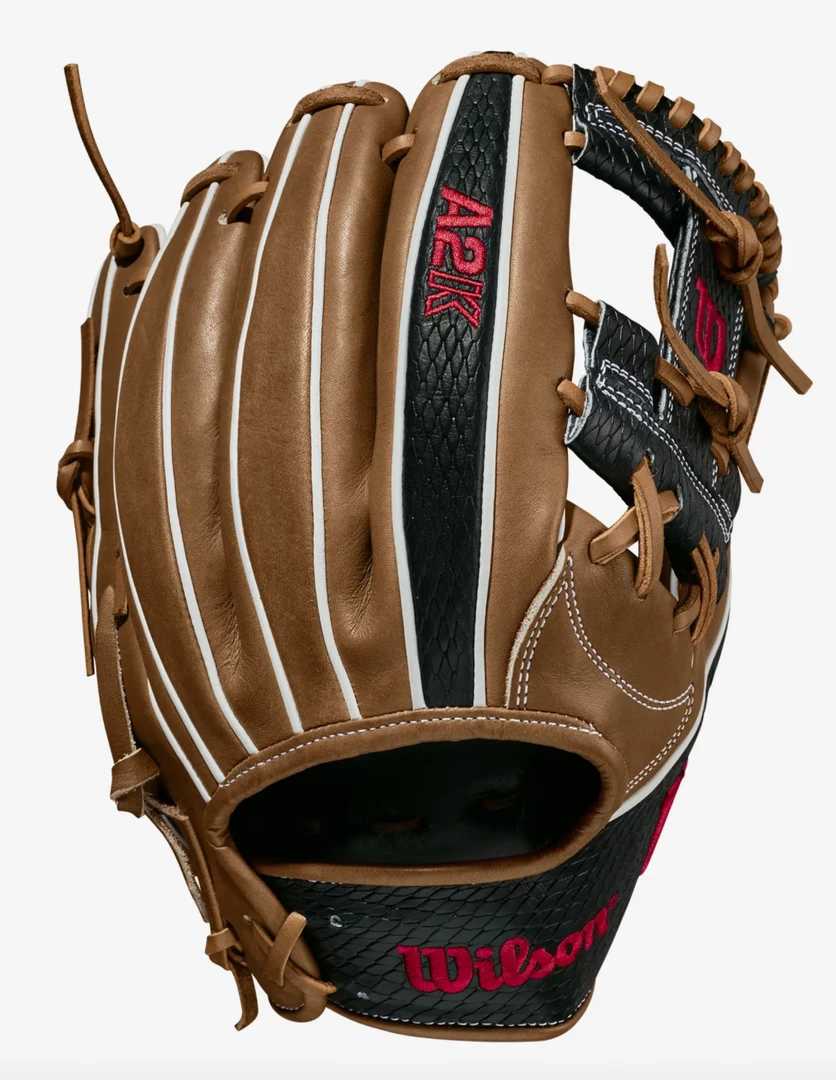 Wilson A2K 11.75" Baseball Glove (Throw Right) 1 Wilson A2K 11.75" Baseball Glove (Throw Right)